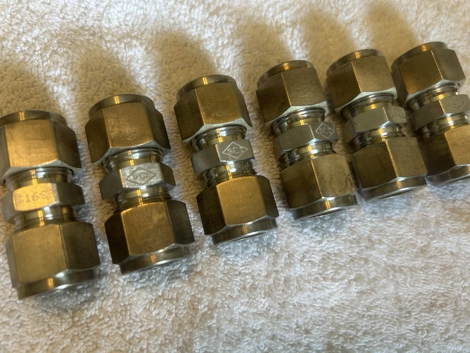 Lote 6 1/2” Tubo OD 316 SS Unión Recta Compresión Montaje SCI Swagelok Doble Foto 2 de 4