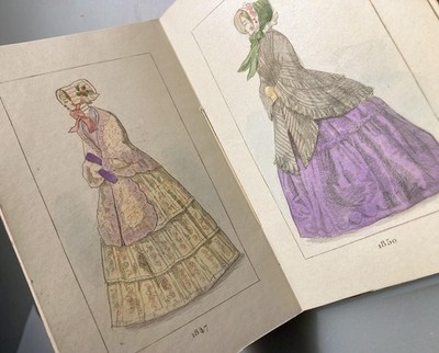 Almanac BOUTET 1901 ''UN SIECLE DE PARISIENNES'' 1oo ans de mode féminine .