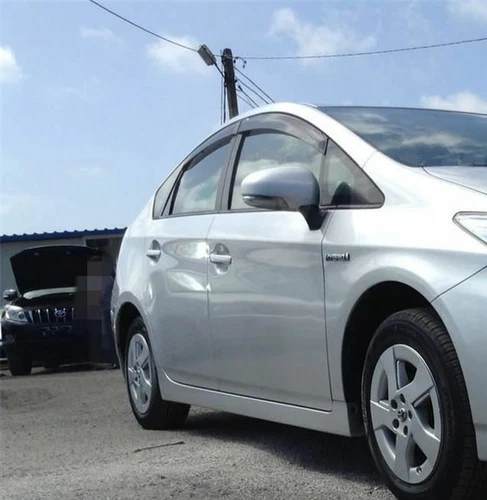 Premium WeatherShields Weather Shields suitable for Prius(XW30) 2009-2015 tinted - Picture 2 of 6