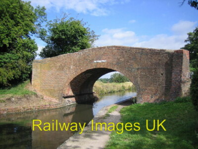 Fotokanal - Drayton Brick Bridge um 2005