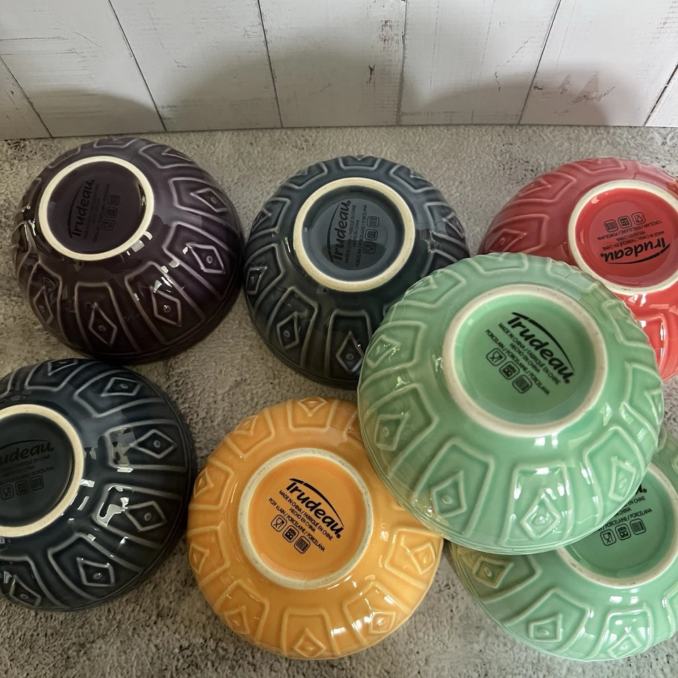 "Juego de 7 cuencos de porcelana Trudeau de 4,5"" multicolor patrón geométrico estilo postre" Foto 2 de 4
