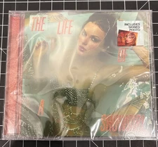 Taylor Swift - The Life of a Showgirl CD + Hand Signed Photo 1  IN HAND ✅