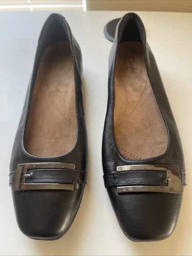 Scarpe basse Clarks Collection donna taglia 7 M pelle comode casual nere slip on