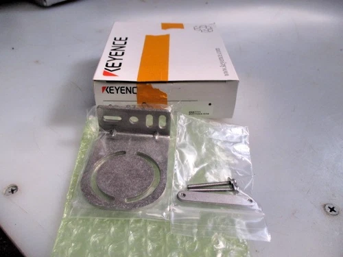NEW KEYENCE ANGLE BRACKET OP-87771