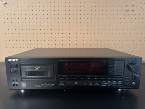 SONY DTC 700 Digital Audio Tape Deck DAT Cassette