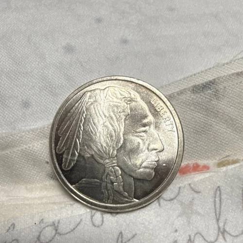 1 oz .999 Fine Silver Buffalo Round 0.999 Fineness Silver Coin Shape Collectible