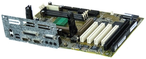 CHAINTECH 6BTA2-H103N SLOT1 DDR AGP PCI Isa - Bild 1 von 2