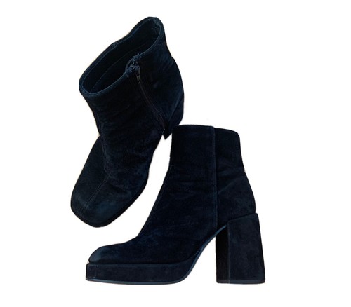 Vintage 90s Chunky leather boots size 5 Black Suede square toe Block Heel
