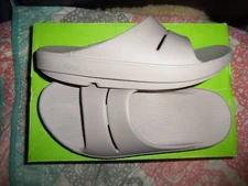 OOFOS OOahh Tan Recovery Slides Sport Comfort Sandals Slip On Men 7/Women 9