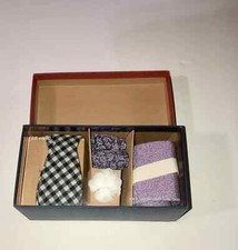 Pocket Square bow tie Socks Lapel Pin Men's Gift Box Set