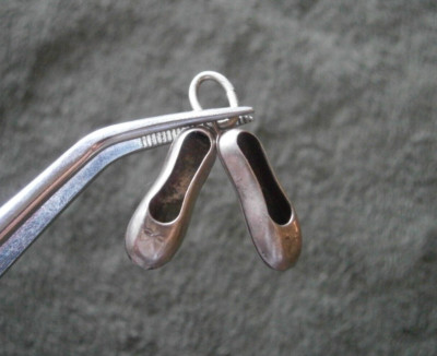 Beau Ballet Slippers Shoes Vintage Sterling Silver Bracelet Charm Pendant 1.3g