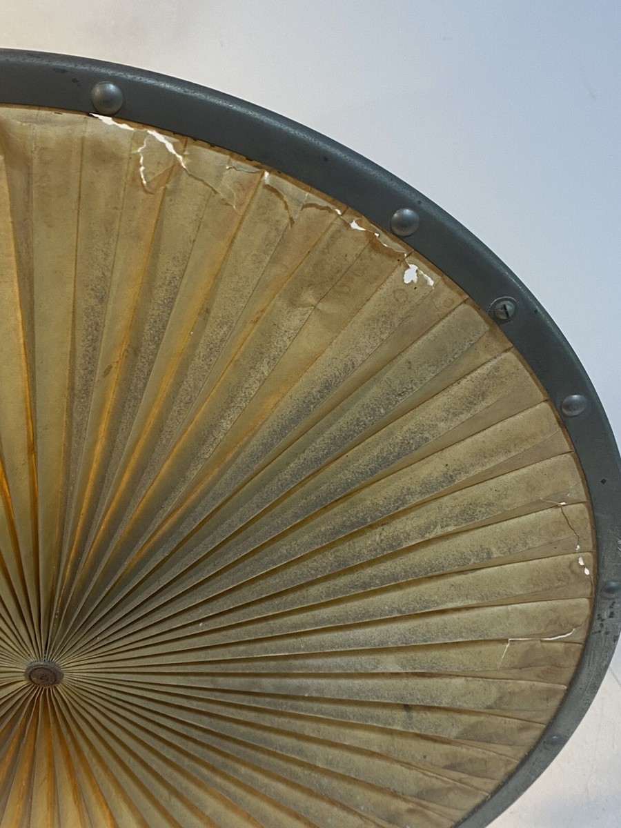 Haut-parleur Design En Fonte D'aluminium Avec Abat-jour Papier - Marque Gaumont