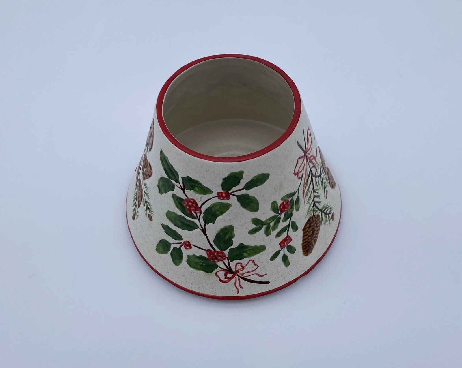 Yankee Candle Large Red Berry Christmas Garland Ceramic Candle Shade