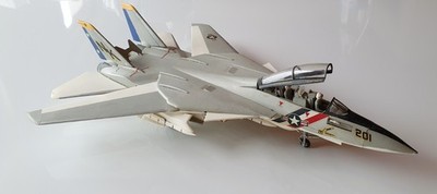 USN F-14A ''VF-2 Bounty Hunters 1:72 Gebaut
