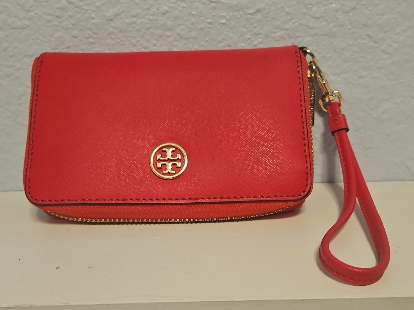 Portafoglio Tory Burch rosso pelle fucsia zip intorno logo polso festa vestito
