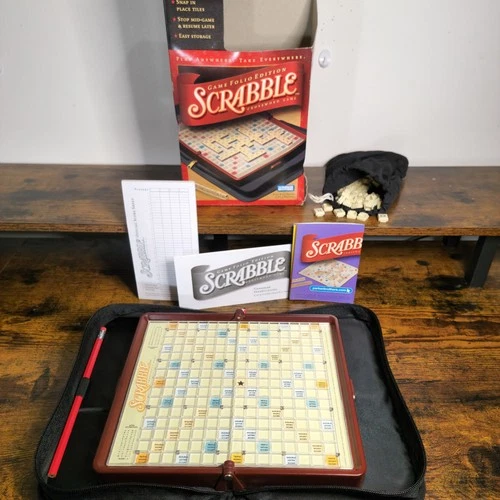 New Vintage Travel Scrabble Hasbro Portable Game Folio Edition Zipper Case 2001