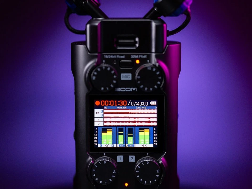 ZOOM H5 Studio Portable Audio Recorder 32-Bit 4-Spur mit Box - Bild 2 von 4