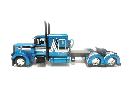 DCP FIRST GEAR 1/64 SCALE 379 PETERBILT FLAT TOP, BLUE WITH BLACK