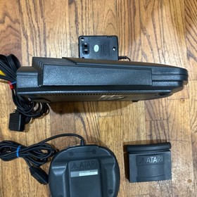 Atari Jaguar Console Bundle EXCELLENT condition.  INCLUDES 1 Games.