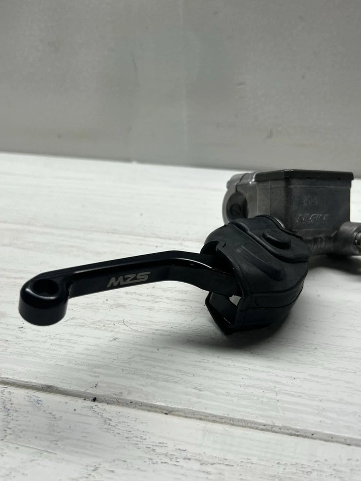 Suzuki RMZ 250 RMZ250 2008 cilindro maestro de freno delantero con palanca Foto 2 de 4