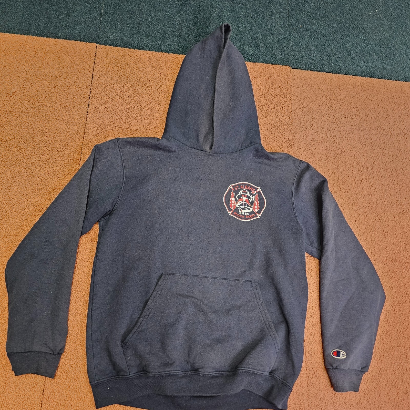 Picture 2 of 9