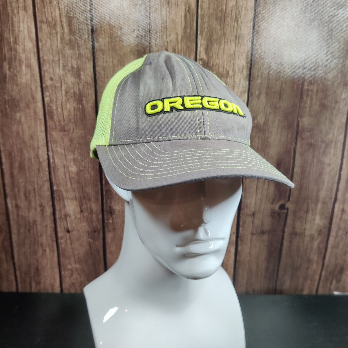 Oregon Ducks Gray/Neon Green Hat Cap Adjustable Size Lightweight