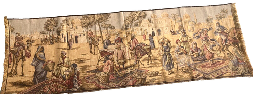 Antiguo tapiz belga 57"x 20" escena de bazar de Oriente Medio, hecho en Bélgica - Imagen 1 de 15