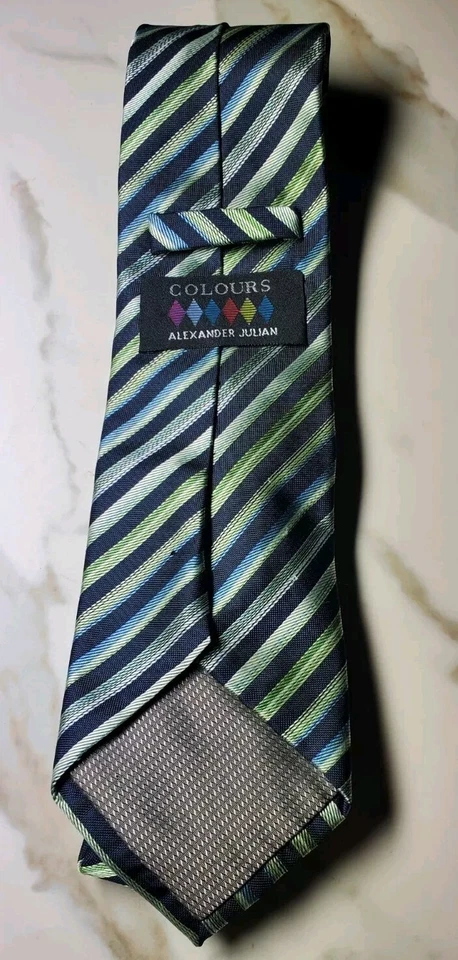 COLORES DE ALEXANDER JULIAN "Corbata" Foto 4 de 4