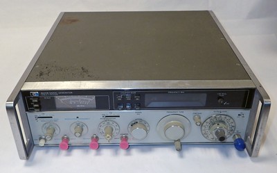 Hp Agilent 8640b Rf Signal Generator Working And Tested Ebay