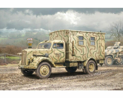 Camion di modellismo statico sul guerra