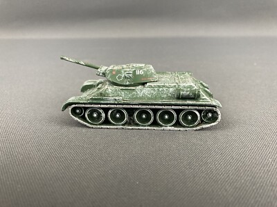 Corgi Fighting Machines WWII Russian Army T-34 Tank 1/72? Scale