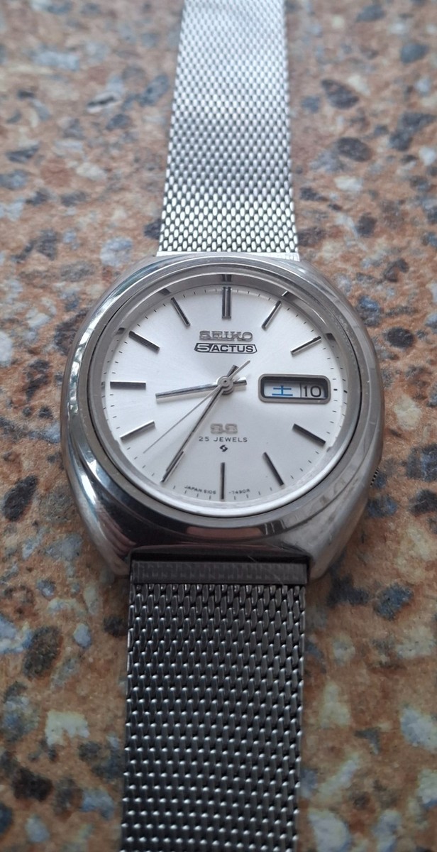 Vintage Seiko 5 Actus SS 25 Jewels Automatic 6106 7460 September 1970 Kanji View 2
