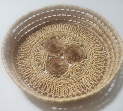 10'' DECORATVE Rattan Woven Round Basket (Pattern) Center Piece/Pie Basket/trivet