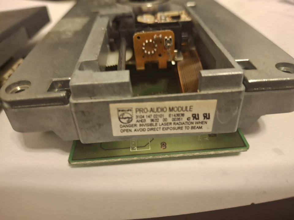 Rockola AMI Wurlitze Cd-100 jukebox Philips CD-Pro player -BOTH NEED REPAIR. - Image 2 of 4