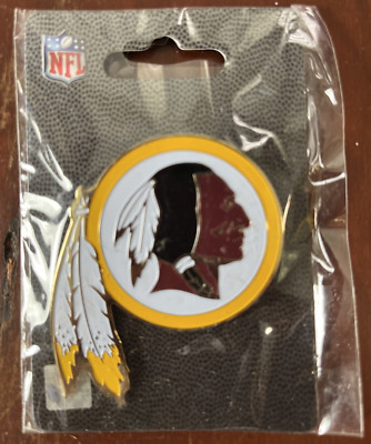 2010 Washington Redskins Pin NFL Logo Lapel Button Pin Official Aminco 2 x 2 1/4