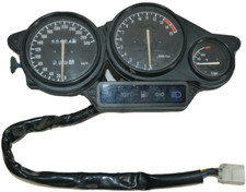 YAMAHA YZF 750 R TACHO TACHOMETER DREHZAHLMESSER COCKPIT INSTRUMENT 55664