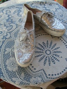 keds silver glitter sneakers