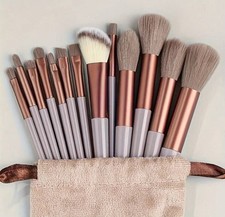 Christmas Limited Edition Premium 13 Soft Makeup Brushes Set With Perfect Pouch