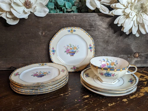 Vintage Moritz Zdekauer From Altrohlau, Czechoslovakia Misc Berkshire Dish Set