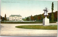 Postcard Germany Dresden Palace and large garden