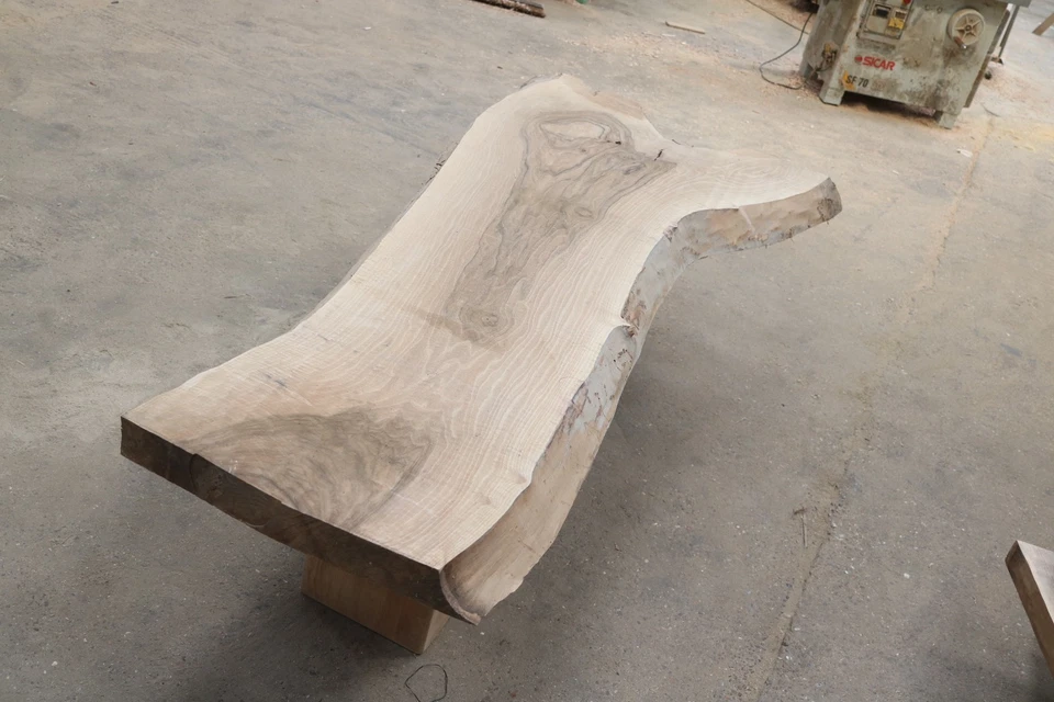 Walnut Tabletop / Dining Table / Worktop - Planed Raw Finish - Image 2 of 4
