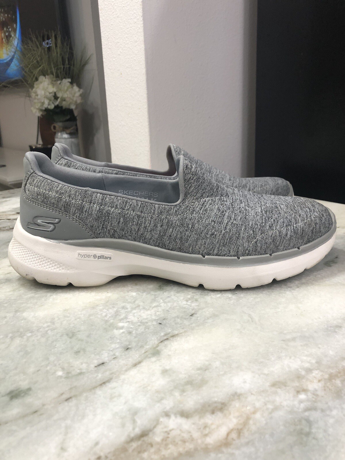 Skechers Go Walk 6 Grand Horizon Women's Gray Sneakers Size 8