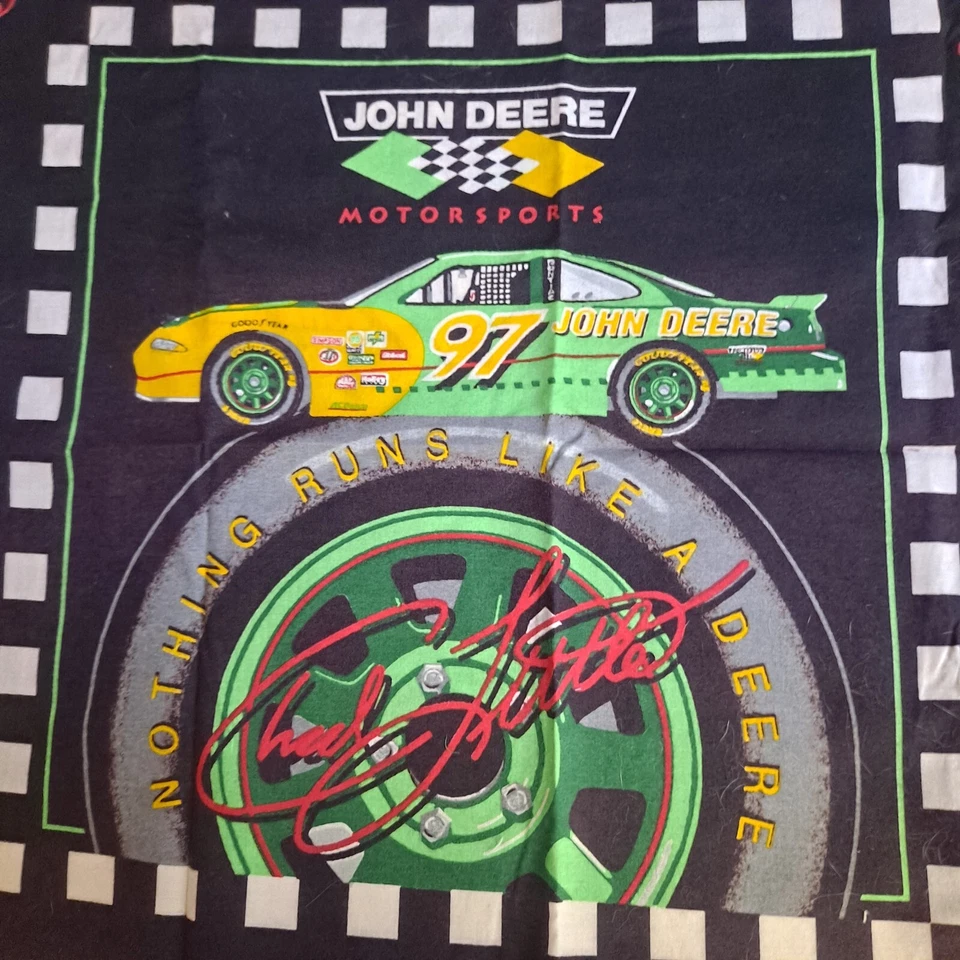 Painel de tecido de travesseiro de algodão John Deere Motorsports 18" X 44" preto e marrom  - Imagem 3 de 4