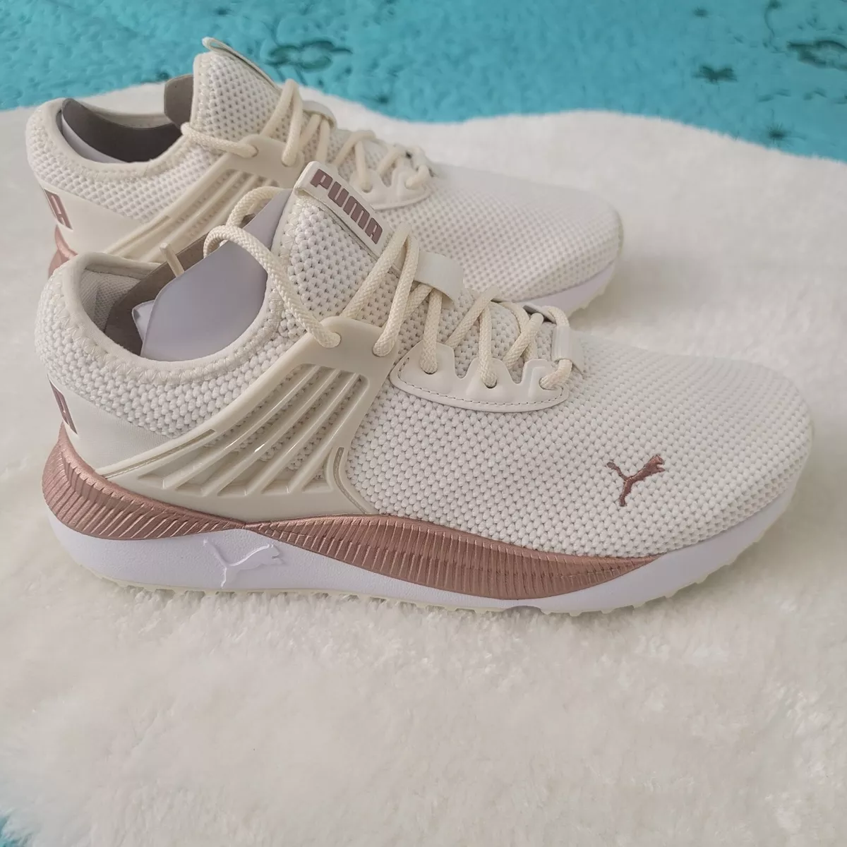 PUMA Women s Pacer Future LUX Sneaker Size 9 Off White Pristine Rose Gold