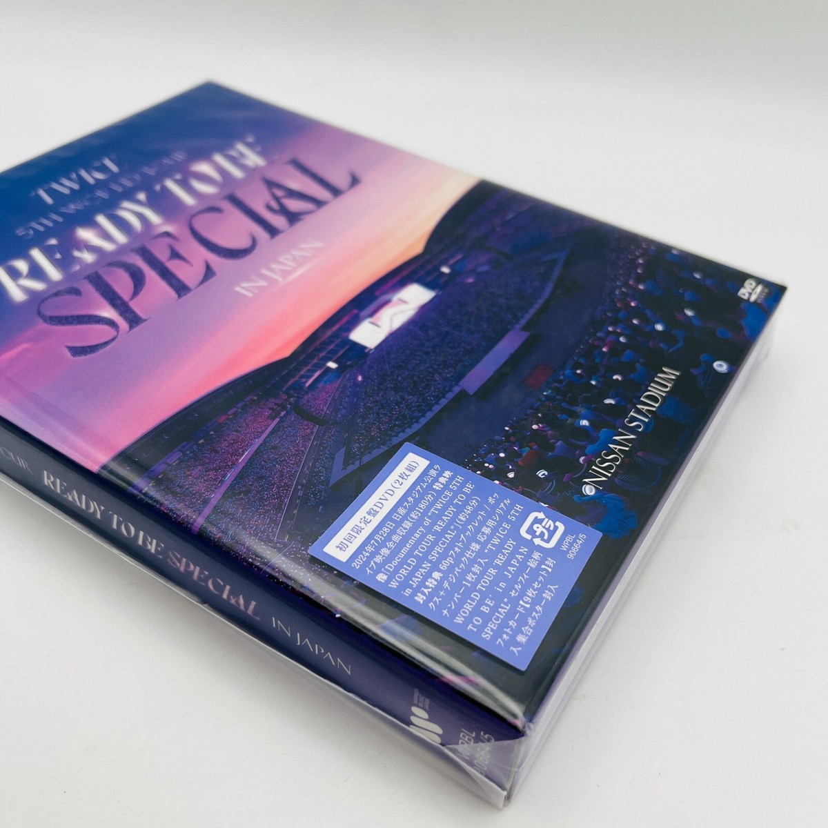 TWICE 5TH WORLD TOUR READY TO BE in JAPAN SPECIAL Blu-ray