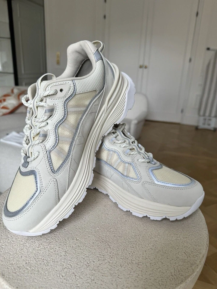 Zapatillas 100% Auténticas Moncler Lite-Runner Beige Blanco Reino Unido 8 UE 42 RRP £625 Nuevas Foto 4 de 4