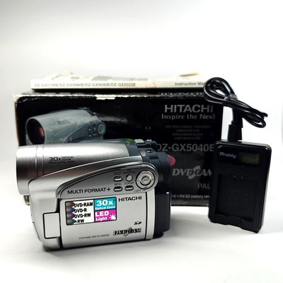 Hitachi DVDCAM DZ-GX5040E Camcorder Silver DVD-RW Disc Video Cam - Boxed