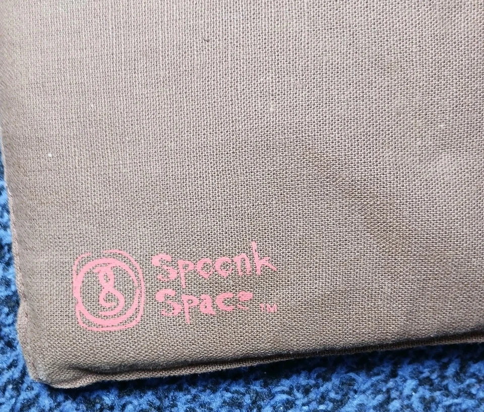 Alfombra de acupresión Spoonk Space marrón con asa de transporte - terapia de relajación Foto 2 de 4