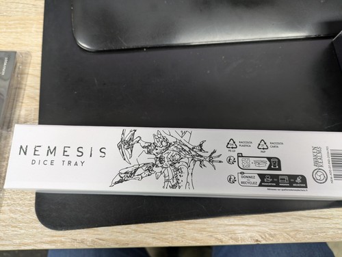Nemesis Würfel Tablett Awaken Realms Brettspiel Kickstarter 2024