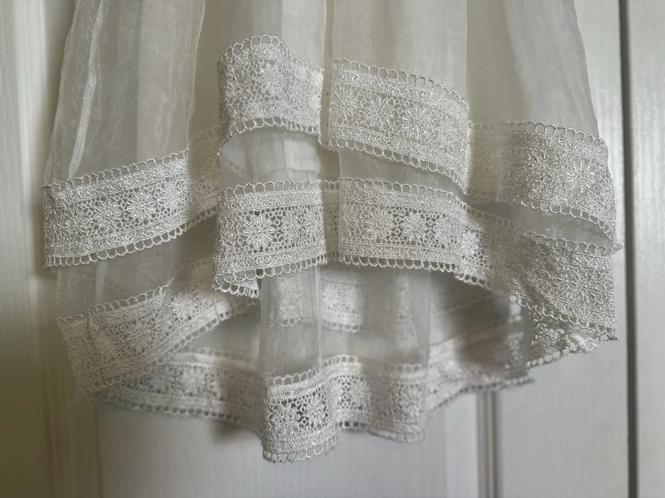 Vestido Formal Trish Scully Blanco Delphine Alto Bajo Niñas Talla 2 Usado 1x! Usado en excelente estado Foto 2 de 4